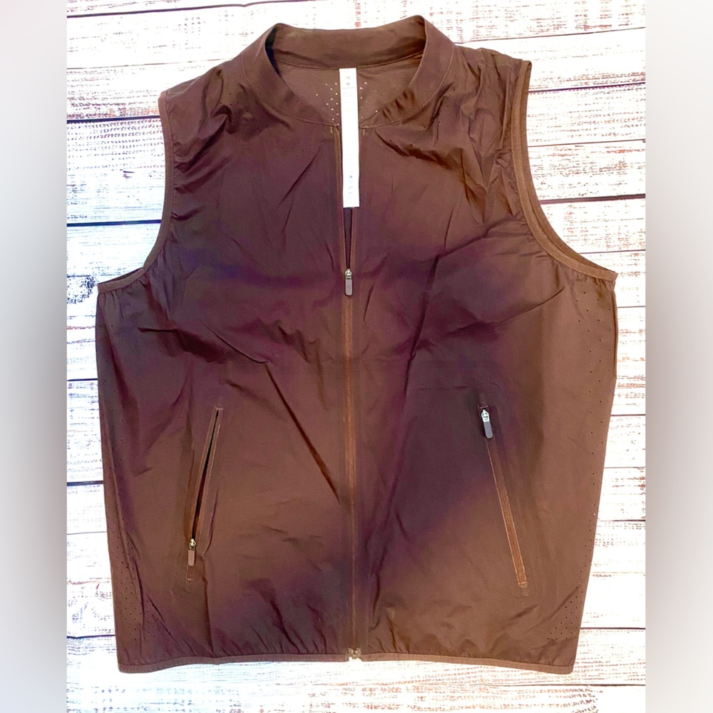 Lululemon lightweight vest; purple.